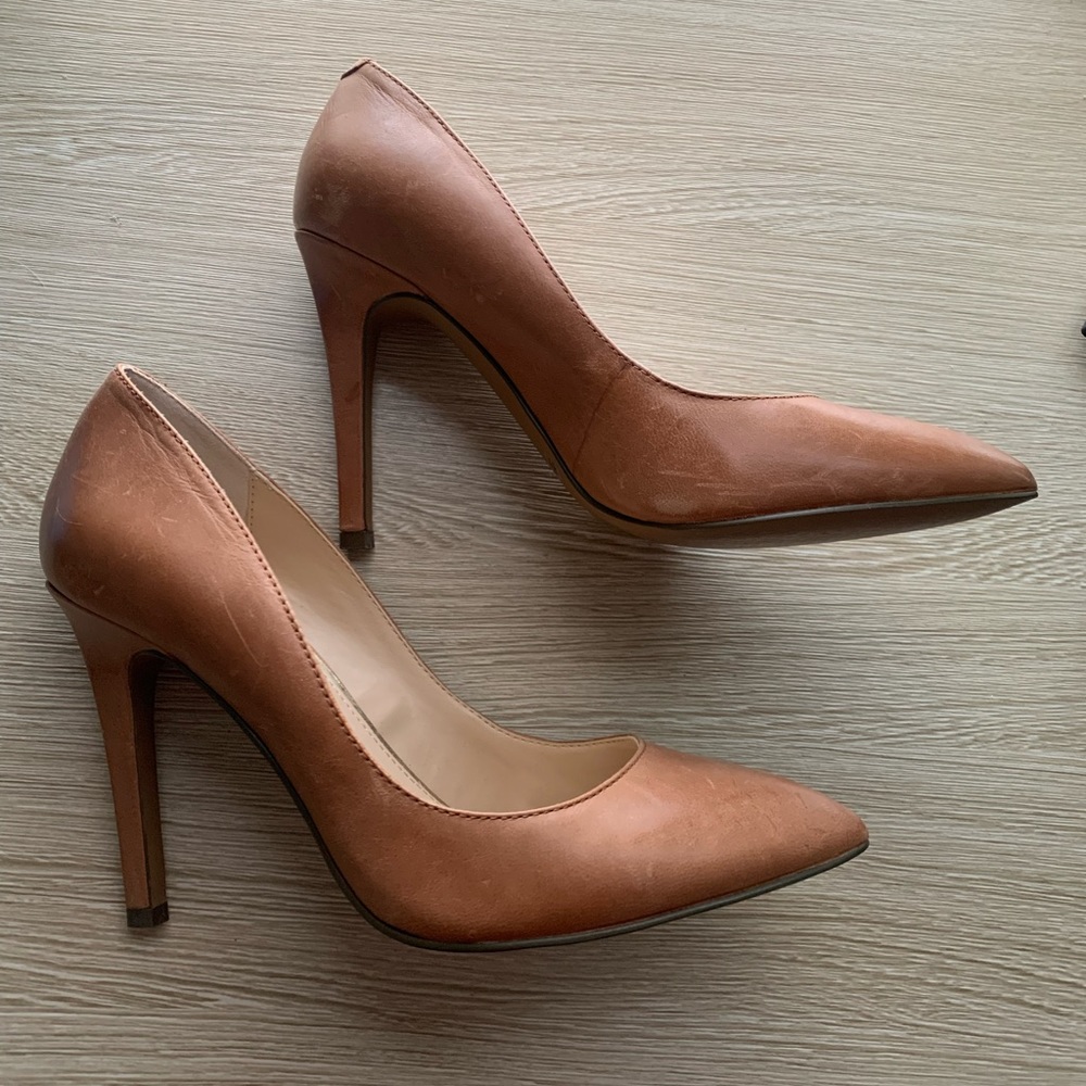 Jessica Simpson camel nude pumps sz 7.5